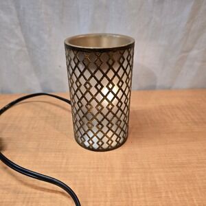 Serene‎ House No Spill Wax Arrow Gold Serene Pod Warmer Aromatherapy